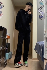 B221美式ins高街暗黑小众个性铆钉小脚牛仔裤LK23142-P65控88，男装牛仔裤，电商B221