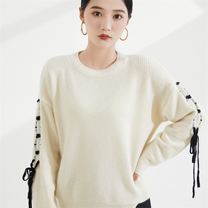 秋冬季新款女时尚百搭显瘦圆领长袖绑带羊绒衫图片