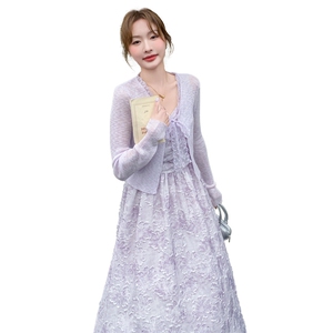 高级感甜美雪纺碎花长裙2025新款法式粉色吊带连衣裙女夏图片
