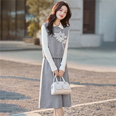 【现货】2025年秋季新款时尚花朵马甲背心连衣裙套装显瘦减龄，女装套装/套裙，辉煌依升