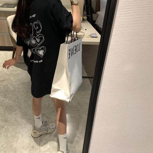 字母小爱心t，女装，XTZ style