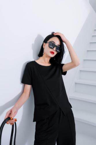 夏季新品短袖T恤大量出货中，女装T恤，赛蝶衣社