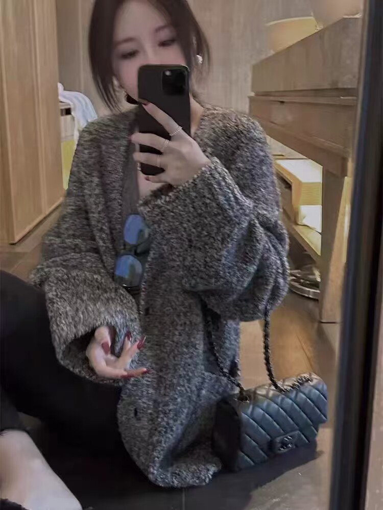 2025年秋季通勤单件花纱中长款大毛衣，女装针织衫/毛衣，米咔羊绒