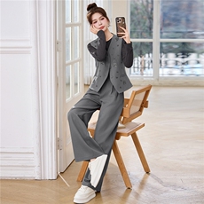 2026春装新款简约时尚休闲钉珠三件套套装，女装套装/套裙，罗腾