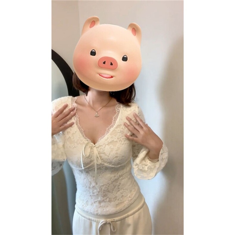 2026新款辣妹纯欲白色蕾丝v领长袖t恤女秋冬季修身内搭打底衫上衣,男装T恤,星座506A
