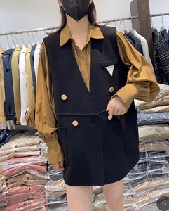 2021秋季新款时尚潮流百搭设计感三角标双口袋百分百羊毛马甲,女装马甲,L·H·X
