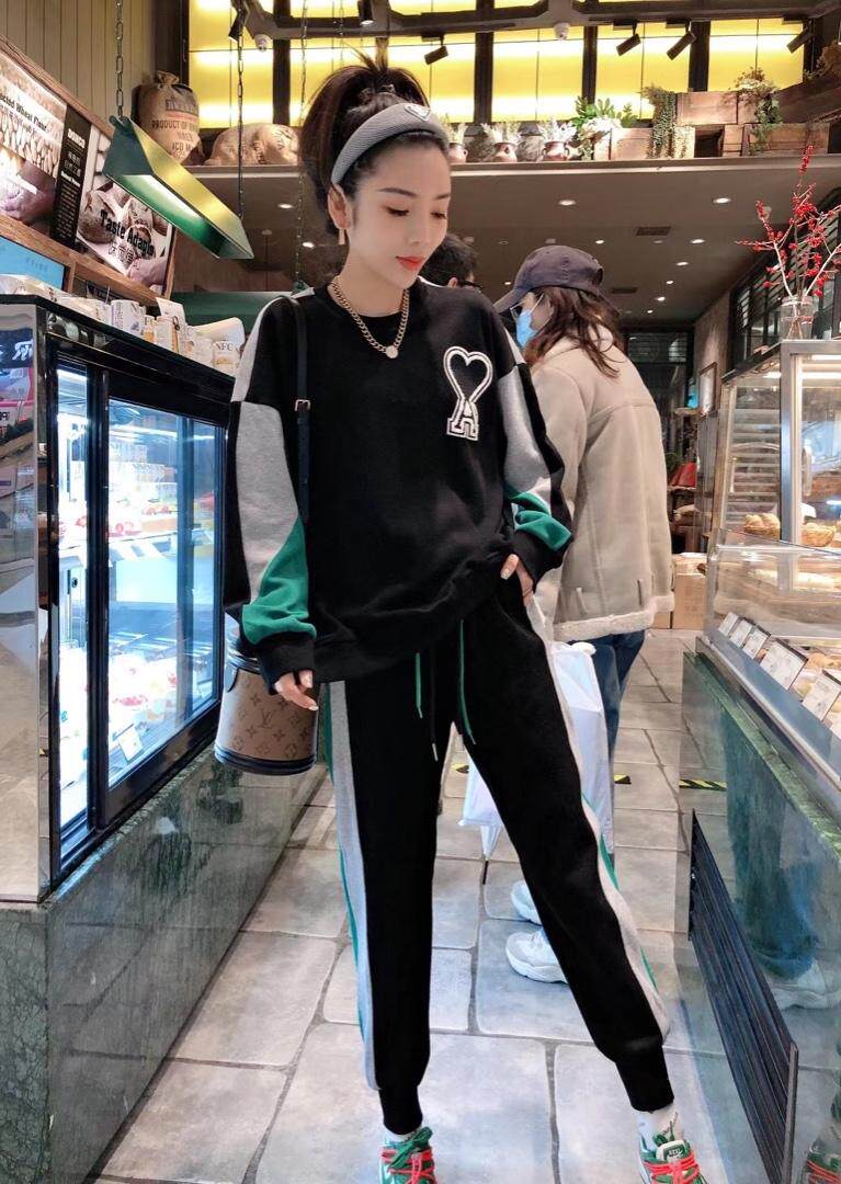 春季新款爱心??套装图片
