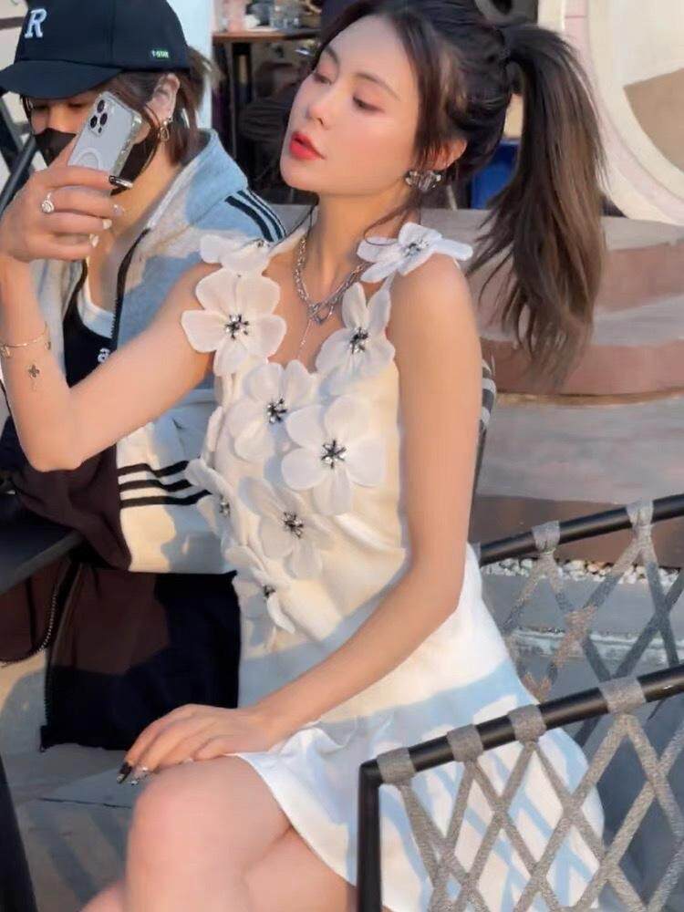 【现货】立体花背心精致款背心背心，女装背心吊带，CHERRY·印