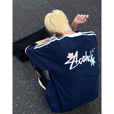 藏青色