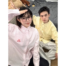 粉红色