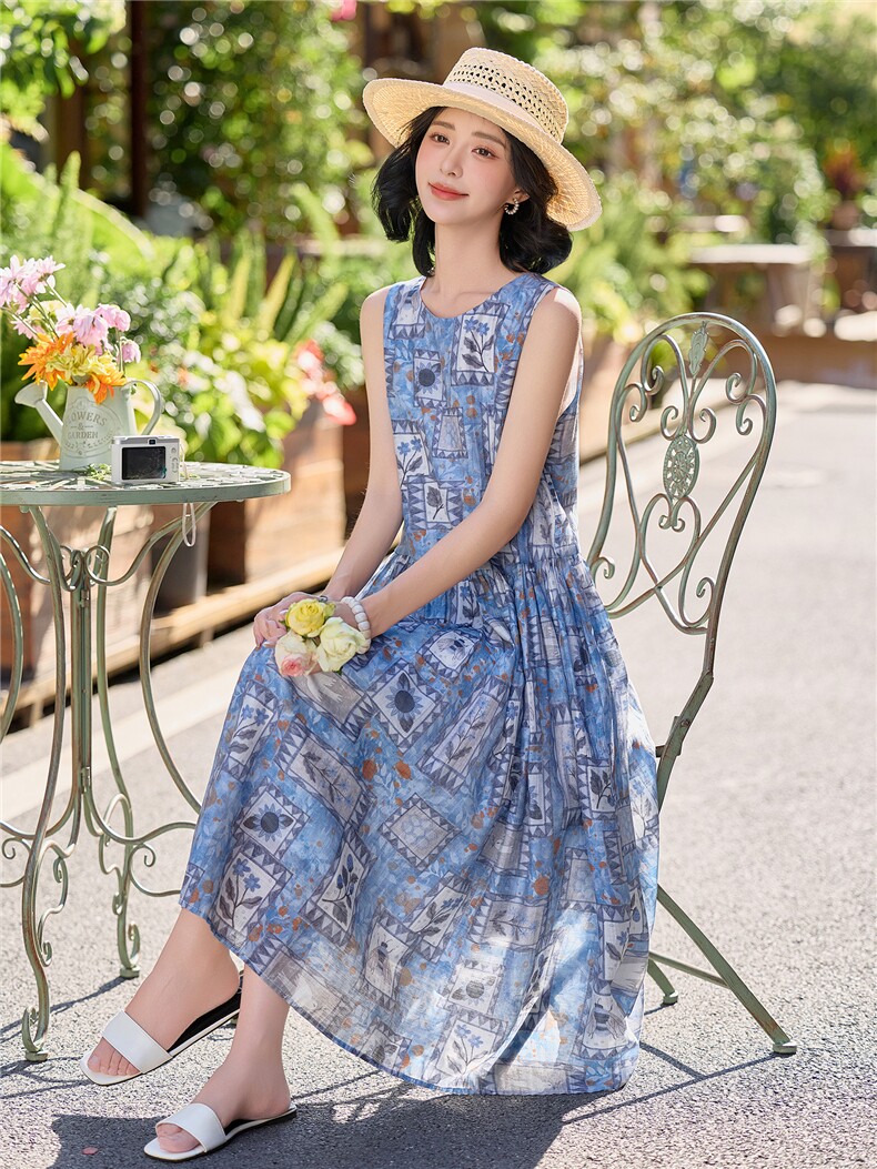 蓝色印花无袖宽松版时尚学院风连衣裙,女装连衣裙,水衣源