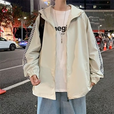卡其色