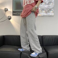 浅灰色