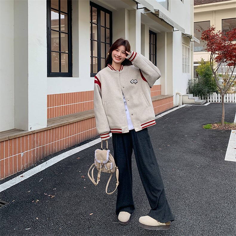 韩版时尚学院风加厚羽绒棒球服女2025冬季新款显瘦保暖白鸭绒外套,女装羽绒服,纯色衣恋