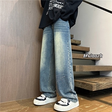 浅蓝色