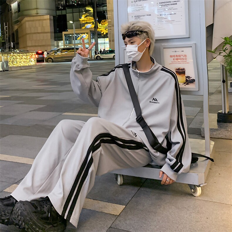 XZ301A TZ07港风撞色条纹学生休闲套装上衣P68控88 裤子P50控68图片
