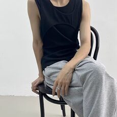 黑色