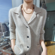 2025秋冬百搭时尚简约翻领长袖纽扣针织衫，女装针织衫/毛衣，冬贝尔貂绒