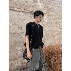 高级感半拉链垫肩t恤男cleanfit重磅短袖美式高街铆钉设计感半袖图片