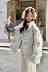 撞色短款小香风碎花羽绒服2025新款女冬独特漂亮毛绒领派克服外套，女装羽绒服，慧尚2-185