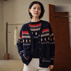 重工费尔岛提花~宽松100%纯山羊绒开衫2025秋冬V领女加厚针织外套，女装羊绒衫，绒知纯羊绒