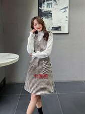 两件连衣裙时尚潮流前线排单中火火款，女装连衣裙，薇贵祖