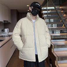 米白色