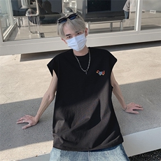 黑色