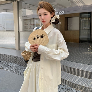 米白色时尚减龄轻薄衬衫套装女2025夏季新款小个子休闲短裤两件套图片