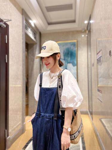 牛仔背带裤，女装，跳跳谷