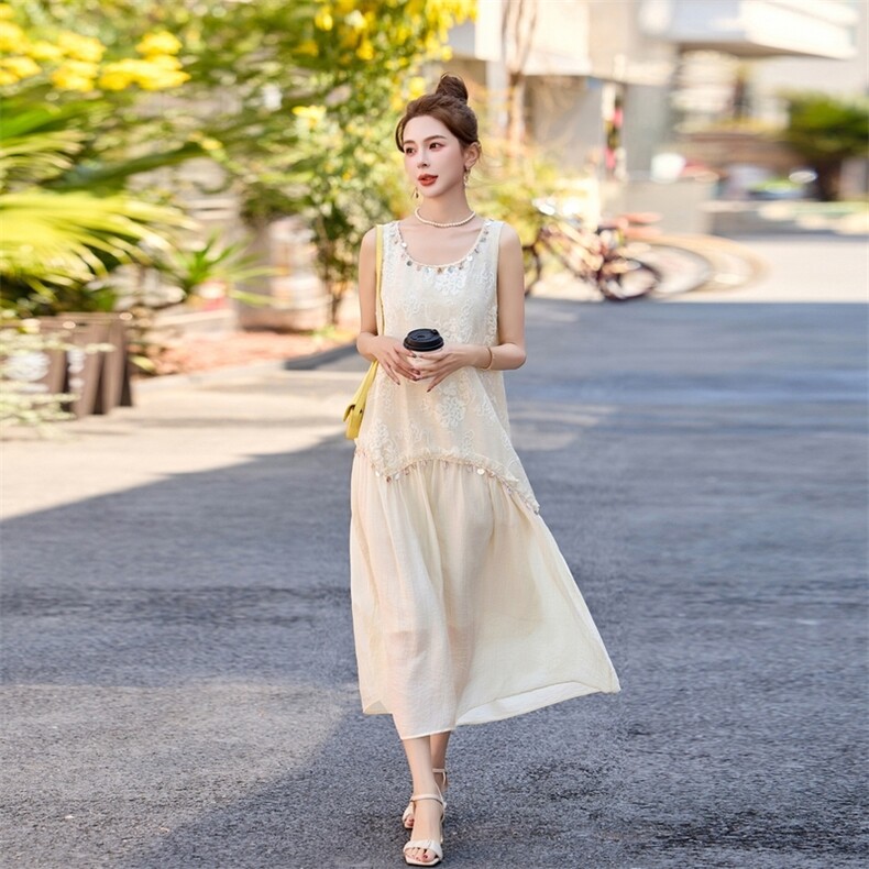 亮片拼接刺绣背心连衣裙女夏2025新款绝美波西米亚度假无袖沙滩裙，女装连衣裙，涵亦佰惠
