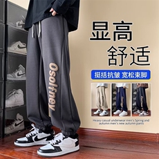 深灰色