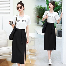 现货2023夏季新款韩版显瘦减龄短袖T洋气百搭开叉半身裙两件套，女装套装/套裙，卡杰菲