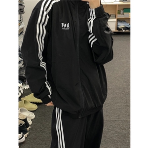 三条杠夹克外套休闲长裤运动套装衣H1003P78裤KH123P58(网图）