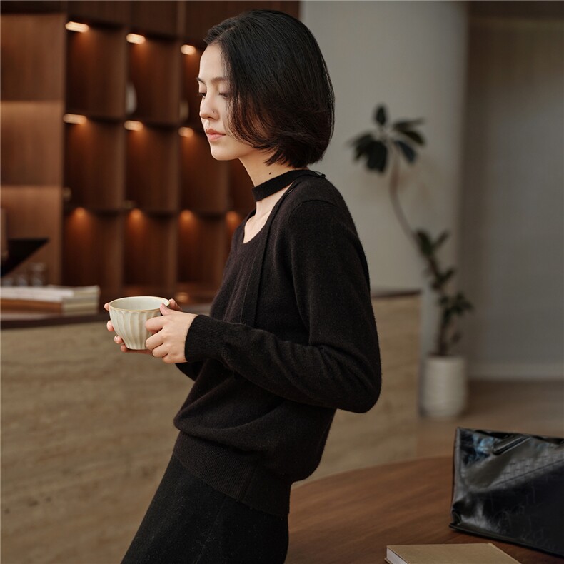 2025秋冬新款女羊绒衫100%纯羊绒宽松圆领针织衫时尚保暖毛衣上衣,女装羊绒衫,绒知纯羊绒