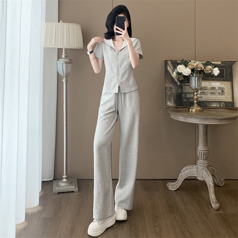 时尚潮流休闲套装女新款高级感显瘦收腰连帽卫衣阔腿裤两件套,女装套装/套裙,江南