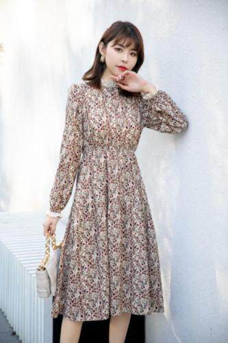 小清新风格连衣裙，休闲呢料大衣，皮毛一体，女装连衣裙，靓紫星