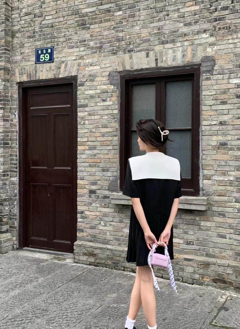 新款连衣裙，女装连衣裙，伊多变