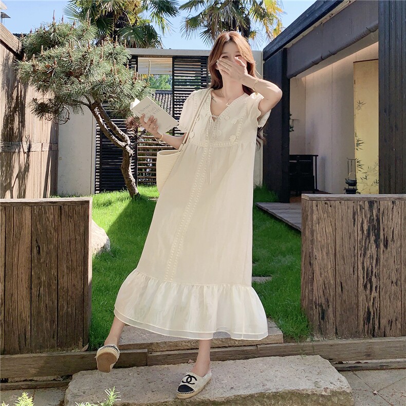 2026新款夏季复古花朵宽松绑带泡泡袖正肩V领连衣裙女夏，女装连衣裙，艾米莉亚