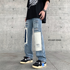 蓝色