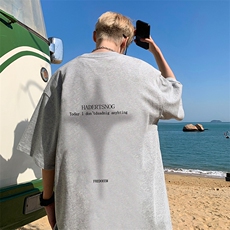 浅灰色