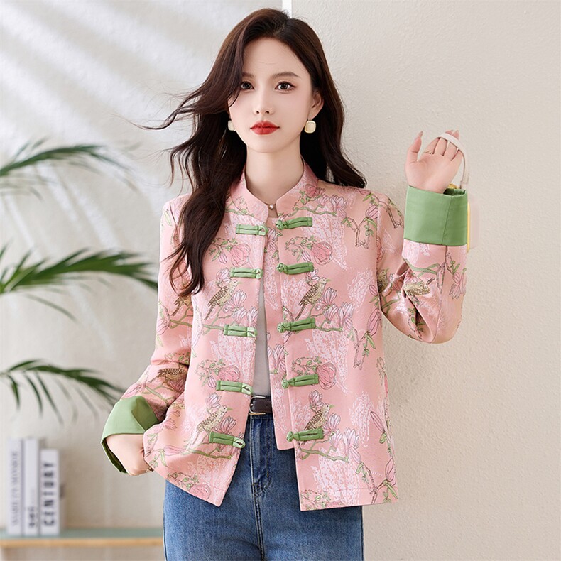 新中式盘扣羽绒服女2025冬季新款黄色提花唐装白鸭绒短款外套,女装羽绒服,衣之秀