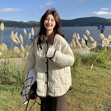 设计感保暖灯芯绒拼接羽绒服女2025年冬季新款减龄慵懒风流行外套，女装羽绒服，2C050