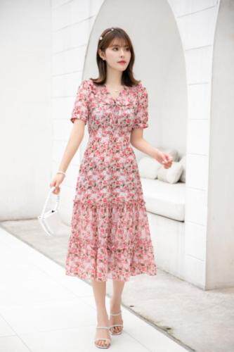 现货夏季碎花连衣裙，女装连衣裙，爽靓爽