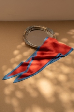 时尚百搭秋冬季撞色收边三角围巾温暖舒适彰显品味，围巾，江帆羊绒