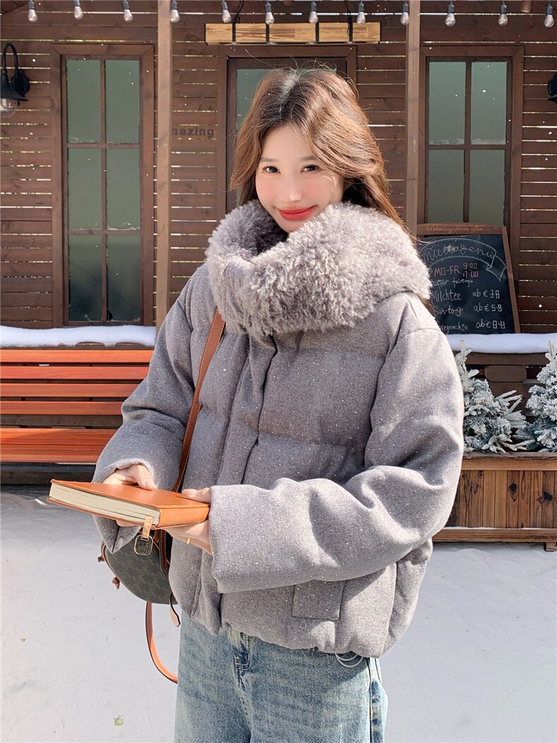 灰色羊羔毛大翻领派克羽绒服2025新款女冬复古洋气巨好看小香外套,女装羽绒服,慧尚2-185