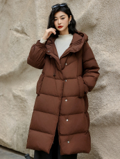 现货现货现货24冬季新款90白鸭绒长款直筒型羽绒服，女装羽绒服，阳光伊恋