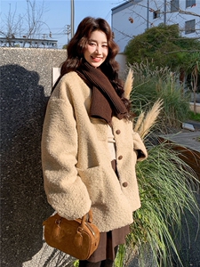 韩系针织围巾小香风羽绒服女2025冬季高级感白鸭绒内胆羊羔毛外套图片