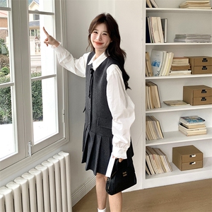 学院风无袖百褶西装裙套装2025年秋季新款女减龄衬衫背心裙两件套图片