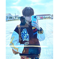 藏青色